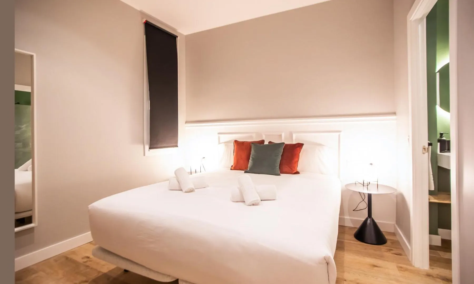 P3Mal1076- Beautiful 2Br Newly Refurbished Apartment Barcelona