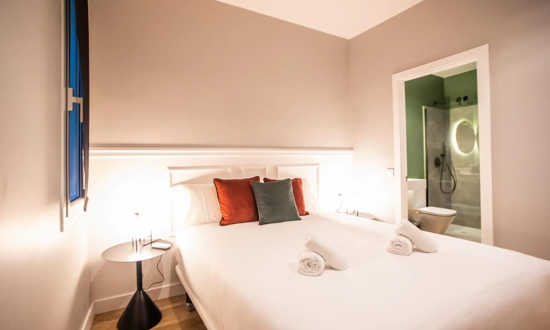 P3Mal1076- Beautiful 2Br Newly Refurbished Apartment Barcelona