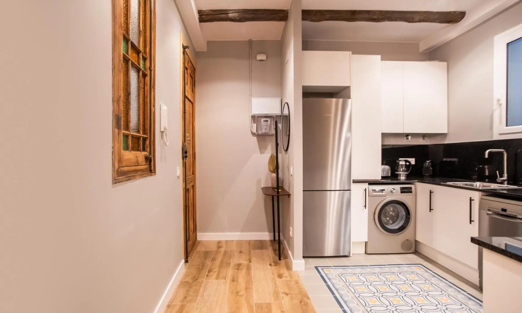 P3Mal1076- Beautiful 2Br Newly Refurbished Apartment Barcelona